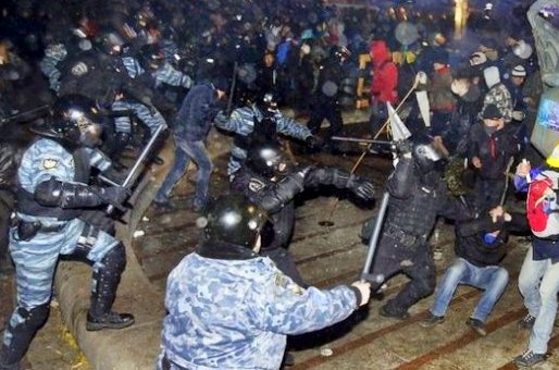 Спроба зрадити Майдан № 3587 Силовий розгін Майдану у 2013 році. Фото - Українська правда